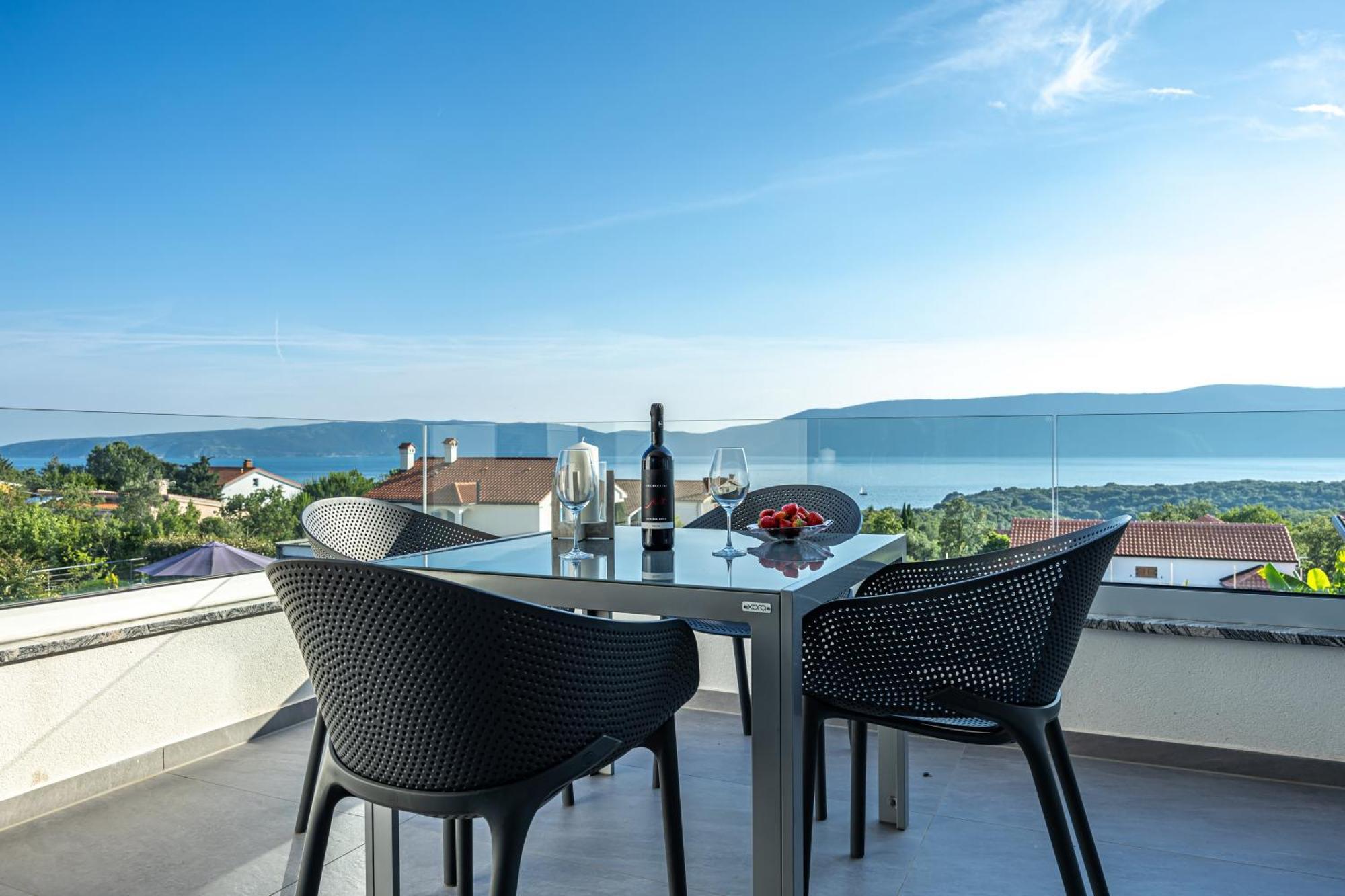Luxury Villas White Sails Пинезичи Экстерьер фото